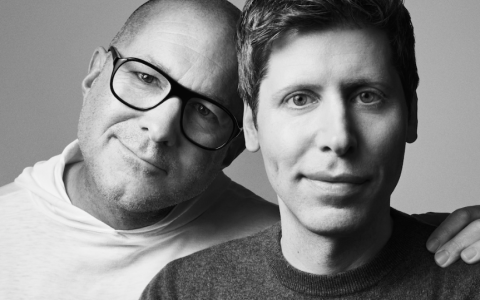 来自 Sam 和 Jony 的一封信